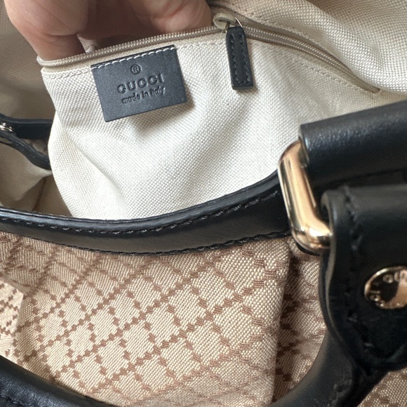 GUCCI Vintage BOHO shoulder bag (New) - Picture 5 of 17